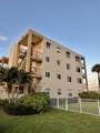 300 Croton Avenue - Photo 3