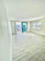 300 Croton Avenue - Photo 9