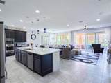 10095 Oak Tree Circle - Photo 6