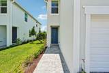 602 Salisbury Circle - Photo 3