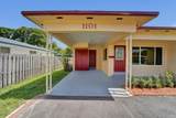 1101 31st Street - Photo 2