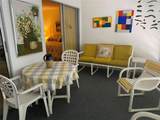 327 Richmond C - Photo 16