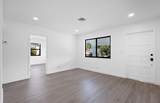 699 40TH Street - Photo 15