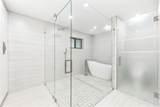 15901 54 PLACE - Photo 23