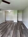9 19 Court - Photo 6