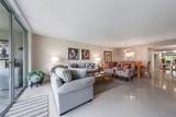 3960 Oaks Clubhouse Drive - Photo 6