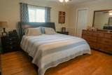 10615 Ermine Avenue - Photo 11