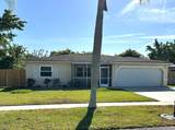 10615 Ermine Avenue - Photo 2