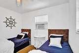 107 Swinton Circle - Photo 17