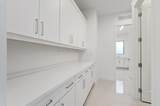 9435 Royal Woods Manor - Photo 11