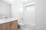 9435 Royal Woods Manor - Photo 30