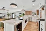 625 Las Palmas Park - Photo 14
