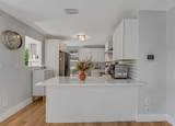 923 H Street - Photo 2