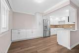 3024 Oakridge D - Photo 2