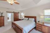 8005 Yachtsmans Drive - Photo 23
