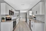 1181 Larch Way - Photo 14