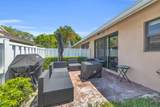 8076 Sweetbriar Way - Photo 18