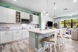 7611 Moonrise Drive - Photo 11