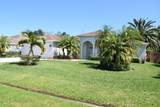 1074 Janar Avenue - Photo 3
