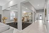 6 52nd Square - Photo 22