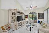 7147 Le Chalet Boulevard - Photo 8