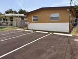 630 15th Terrace - Photo 2