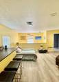 233 Pershing Way - Photo 22