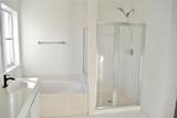 872 Tanglewood Cr - Photo 23