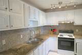 2821 Somerset Drive - Photo 4