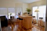 8031 Homestead Avenue - Photo 7