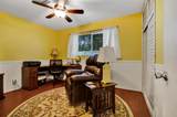 913 16 Place - Photo 20