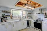 985 George Street - Photo 14