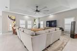 6 52nd Square - Photo 14