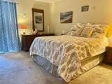 2960 Cynthia Lane - Photo 22
