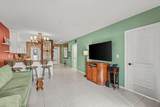 1118 Lake Terrace - Photo 5