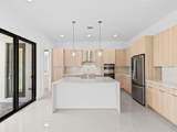 1425 23rd Court - Photo 7