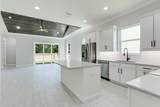 2005 Bridgepointe Circle - Photo 4
