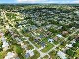 2482 Summit Street - Photo 7