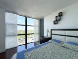 800 Parkview Drive - Photo 18