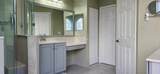 21 Country Lake Circle - Photo 22