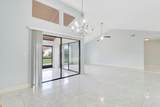 5695 Lakeview Mews Drive - Photo 18