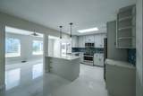 10339 Daphne Avenue - Photo 12
