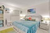 1069 Hillsboro Mile - Photo 19