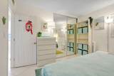 1069 Hillsboro Mile - Photo 20