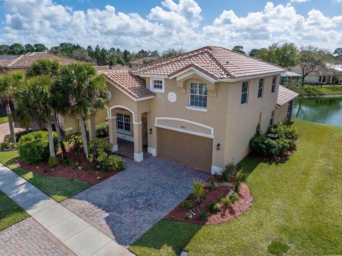 2924 Chatham Lane - Photo 1