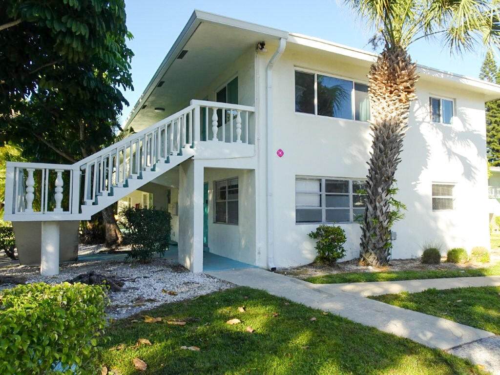 316 1st Street - Photo 1