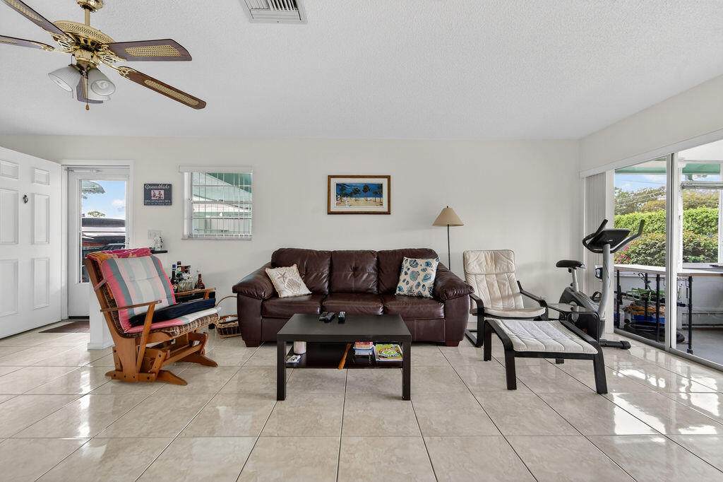 622 Hummingbird Lane - Photo 1