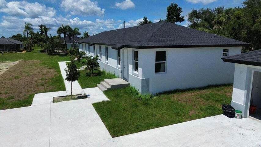 260 Rotonda Blvd - Photo 1