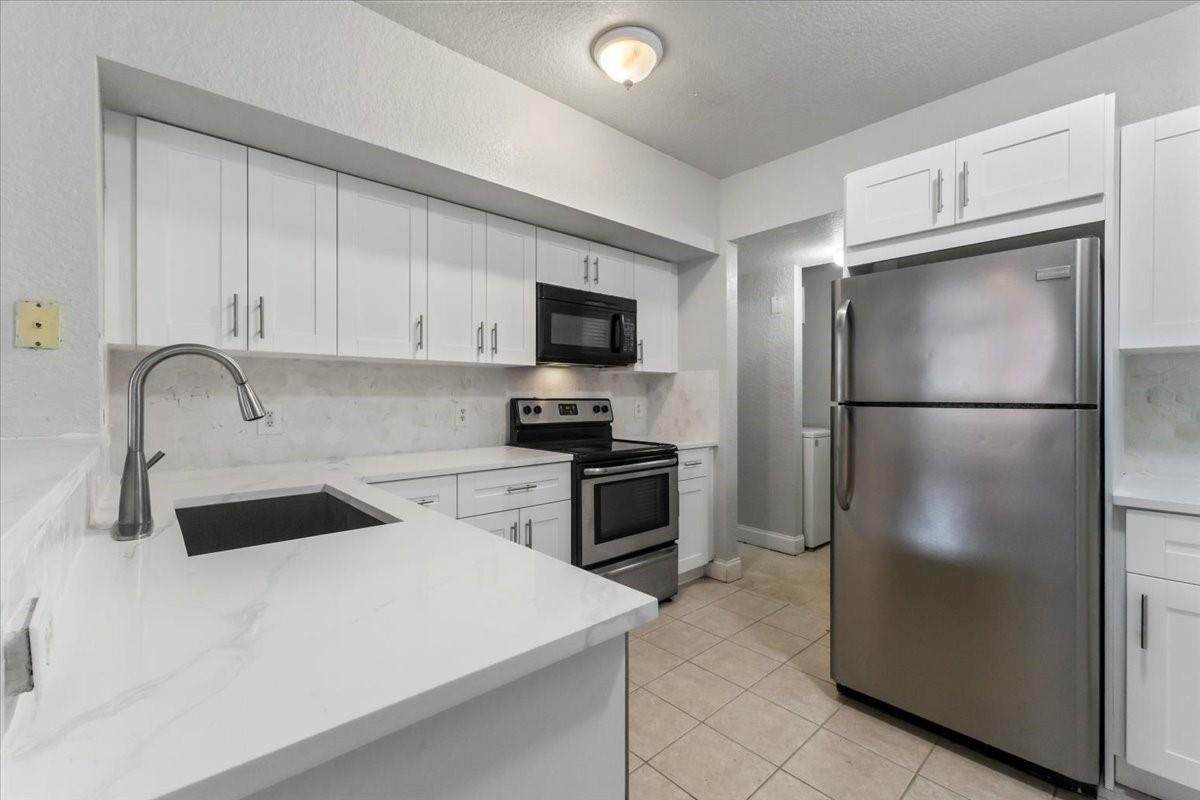 2301 Belmont Lane - Photo 1