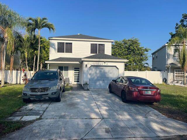 4675 Lakeside Circle - Photo 1